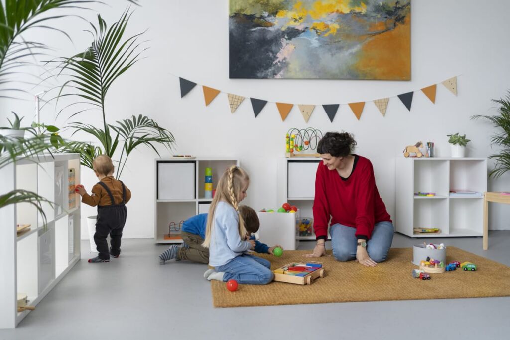Dekoracje do pokoju dziecięcego w stylu Montessori - funkcjonalność i estetyka